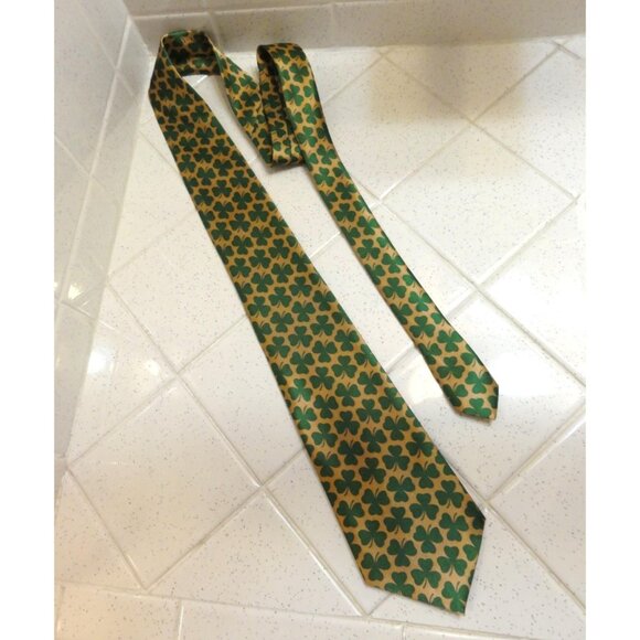 Vintage St. Patrick's Day Three Leaf Clover Neck Tie shamrock Irish - Picture 3 of 9